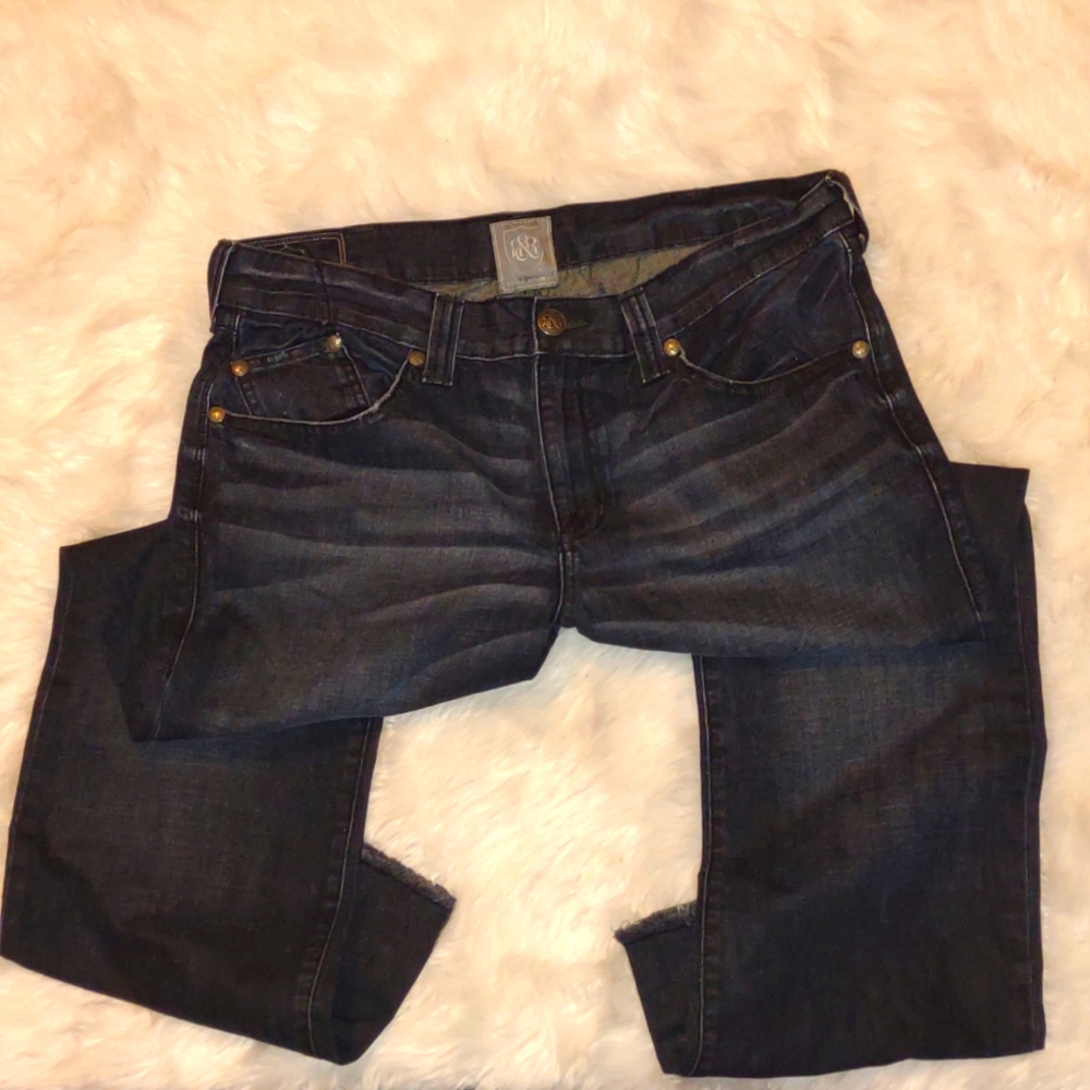 ROCK& REPUBLIC Henlee Boot Cut Frayed Bottom Jeans - Picture 3 of 11